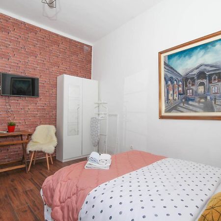 Fab 'N' Chic Apartments スプリト エクステリア 写真