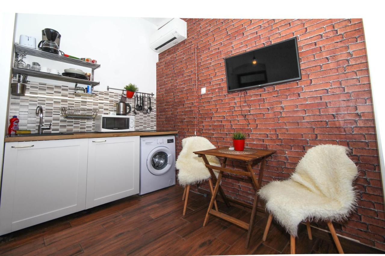 Fab 'N' Chic Apartments スプリト エクステリア 写真