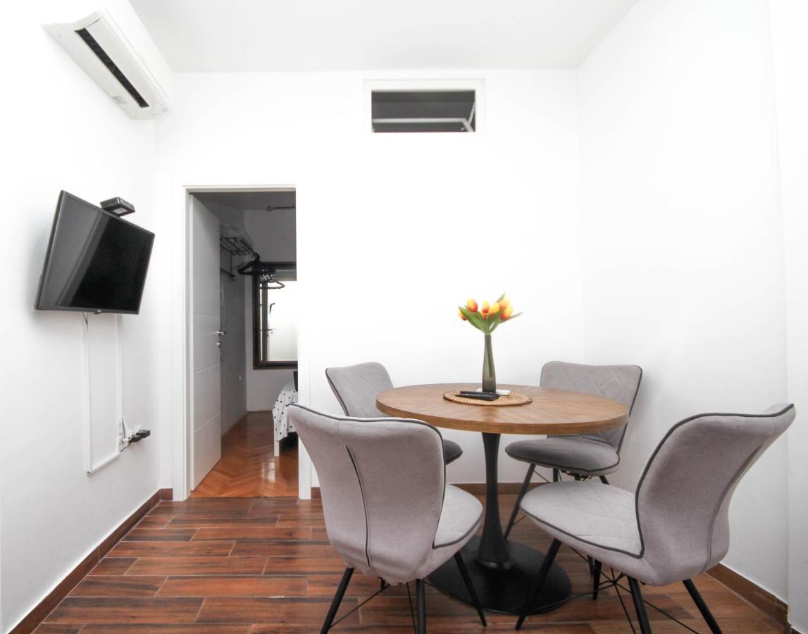 Fab 'N' Chic Apartments スプリト エクステリア 写真